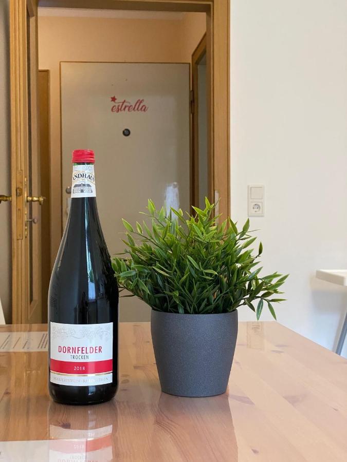 הרנה Estrella24 Living Rooms 87 Paris מראה חיצוני תמונה